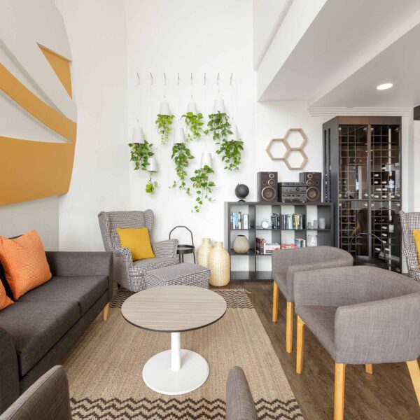 Hive Club at Park Regis North Quay