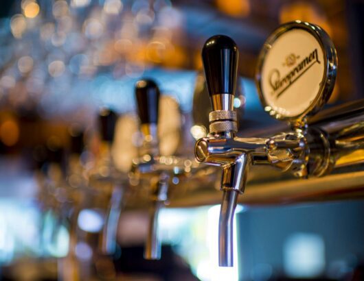 Photo by Pixabay: https://www.pexels.com/photo/stainless-steel-beer-dispenser-159291/